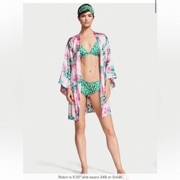 Victoria secret 4-Piece Silk Gift Set - Picture 2 of 6